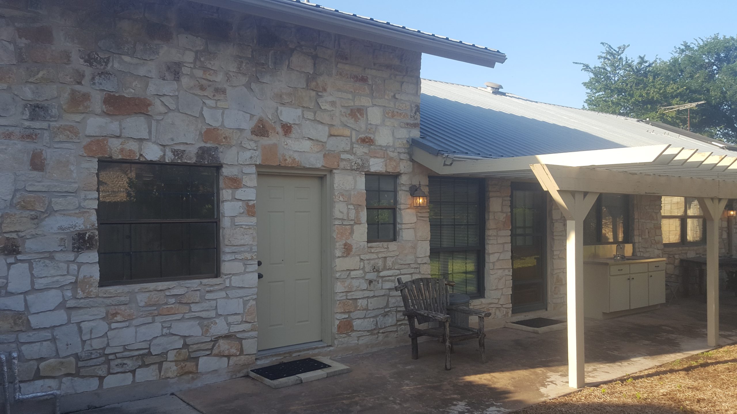 enterance 3 to mothers suite